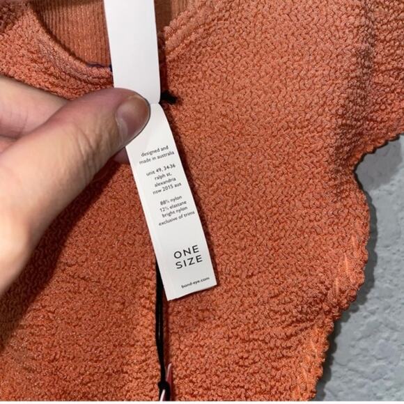 Bound by Bond Eye Australia The Mara in Gold One Size - Picture 4 of 7